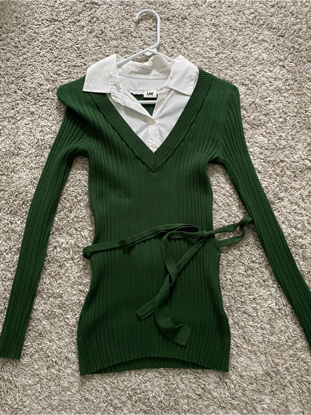 Lee Women's Dark Green Ribbed V-Neck Sweater with Waist Tie